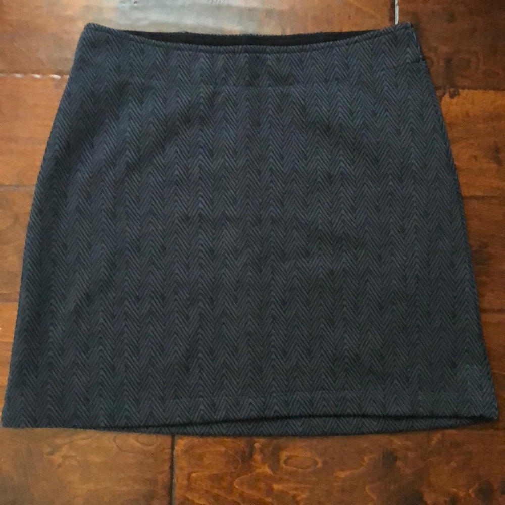 Athleta stretchy skirt
